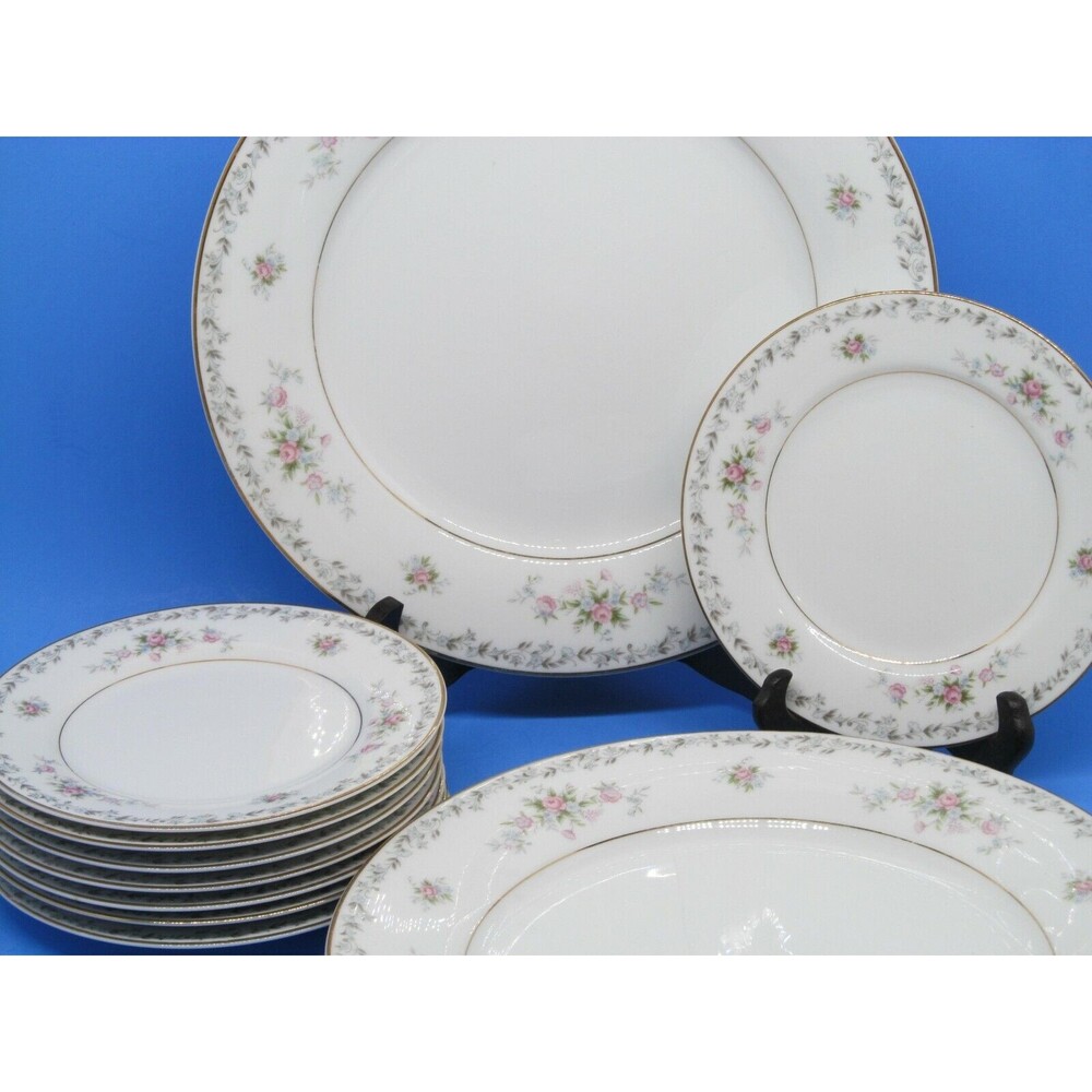 Noritake Barton LOT 3 Dinner plates 7 Bread Plates Retired pattern